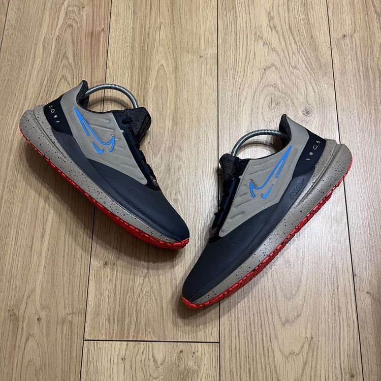 BNWB Nike Winflo 9 Shield Weatherised Road Runner Trainers, Medium Ash image 2